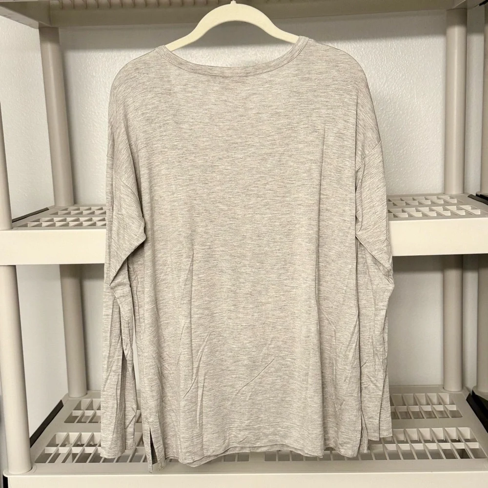 LOFT Long Sleeve Scoop Neck Rayon Tee Grey Heather Sz M‎